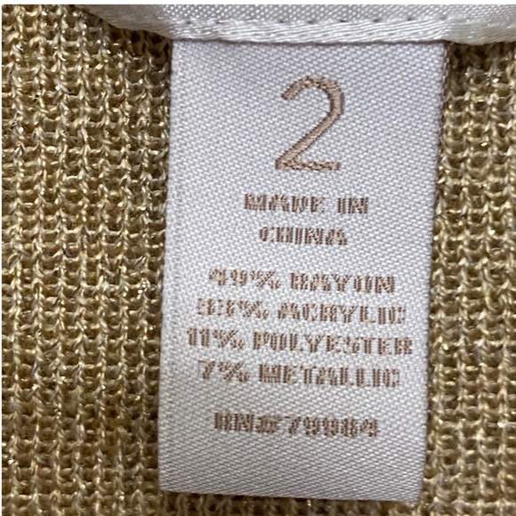 Chico's Size 2 (L/12) Golden Rayon Blend Sleeveless Stretchy Tank Top Going out - Picture 8 of 9